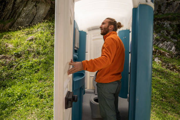 Portable Toilet Options We Offer in Lynn Haven, FL